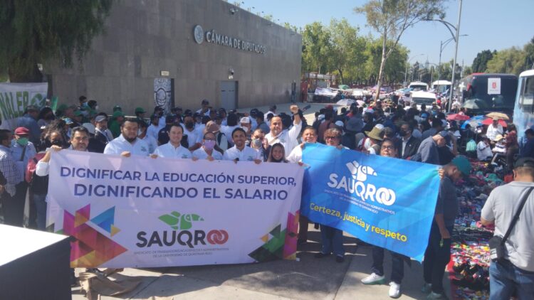 SAUQROO participa en plantón nacional; piden que aumento salarial corresponda a la inflación