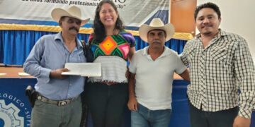 Entrega Puerto Morelos propuestas para impulsar el Acuerdo para el Bienestar y Desarrollo