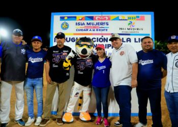 Inaugura Atenea Gómez la Liga Municipal de Béisbol Infantil y Juvenil Andrés “La Huevita” García