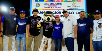 Inaugura Atenea Gómez la Liga Municipal de Béisbol Infantil y Juvenil Andrés “La Huevita” García