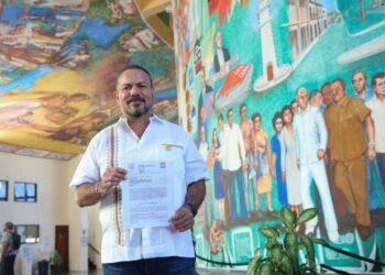 Julián Ricalde propone iniciativa para eliminar candados a presupuesto de órganos autónomos