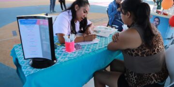 Realizan feria “Empléate Isla Mujeres” en la que participaron diez empresas ofertando 530 vacantes de empleo