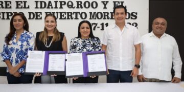 Firma Blanca Merari convenio de colaboración con el IDAIPQROO