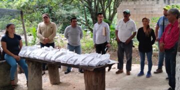 Fortalecen a mujeres del campo portomorelense con el entrega de semillas de hortaliza