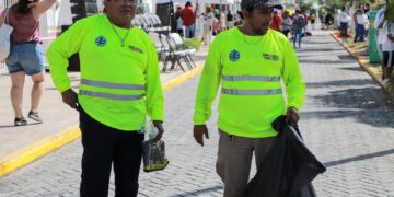 Refuerzan las acciones de limpieza en Isla Mujeres durante el puente vacacional