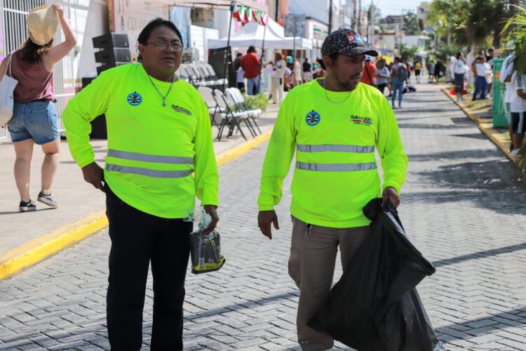 Refuerzan las acciones de limpieza en Isla Mujeres durante el puente vacacional