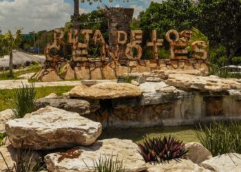 Anuncia gobierno de Puerto Morelos campaña para regularizar negocios en la Ruta de los Cenotes