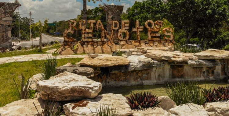 Anuncia gobierno de Puerto Morelos campaña para regularizar negocios en la Ruta de los Cenotes