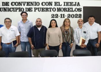 Firman gobierno de Puerto Morelos y el IEEA convenio para abatir rezago educativo en el municipio