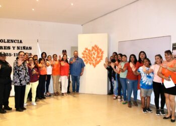 Presentan el módulo móvil para la atención a víctimas de violencia en Puerto Morelos