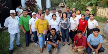 Supervisa Blanca Merari la rehabilitación de calles de terracería en Leona Vicario