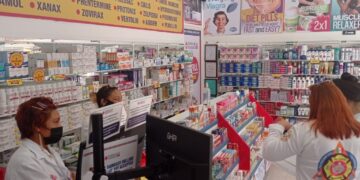 Locales comerciales de Isla Mujeres, listos para recibir a miles de turistas durante temporada alta de fin de año