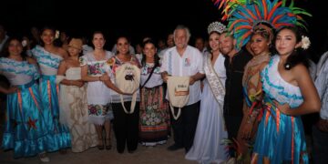 Inaugura Atenea Gómez segunda etapa del Parque Escultórico Punta Sur