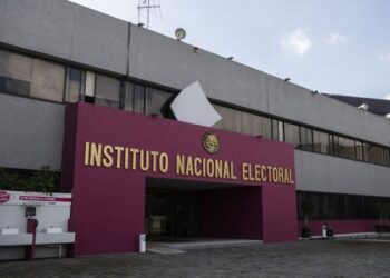 Estos son los cambios propuestos por AMLO según el dictamen de la reforma electoral
