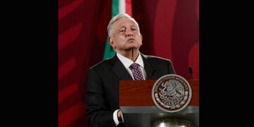 AMLO cumplirá con fallo de la SCJN; enviará terna para Cofece
