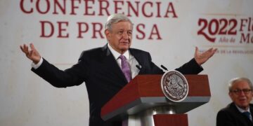 Si rechazan reforma al INE presentaré propuesta sobre leyes electorales, señala AMLO