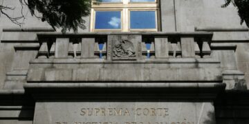 Es vergonzoso el apoyo de la Corte a defraudadores fiscales: AMLO