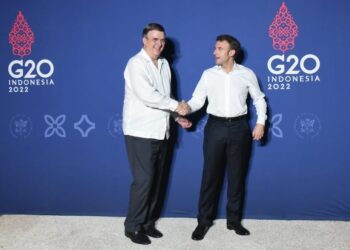 Llama Marcelo Ebrard a apoyar iniciativa de AMLO para fondo internacional