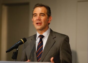 Alerta Lorenzo Córdova de posible recrudecimiento de polarización