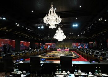 Participa Marcelo Ebrard en primer día de actividades de Cumbre de Líderes del G20