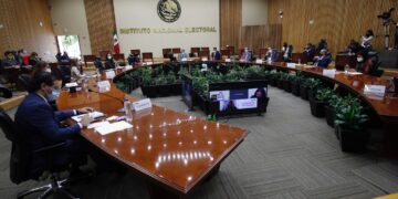 Adelantarán para diciembre la elección de cuatro consejeros del INE
