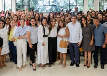 Mara Lezama promueve empoderamiento económico de las mujeres