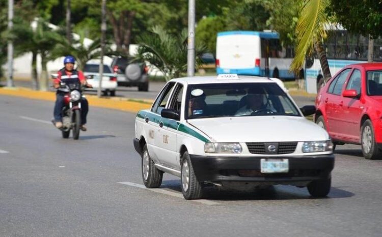 Cancún y la mafia taxista