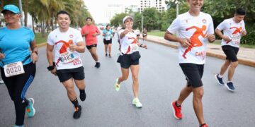 Promueve Ana Patricia Peralta identidad cancunense con competencias deportivas