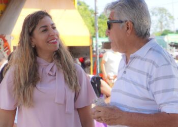 Escucha Marybel Villegas necesidades de los habitantes de la región 239