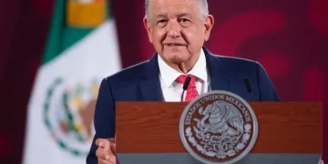 Ninguna ilegalidad en reforma electoral, afirma AMLO