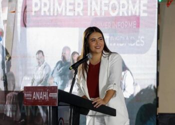 Anahí González rinde su informe y cumple al pueblo