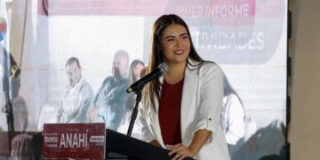Anahí González rinde su informe y cumple al pueblo