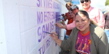 Con actividades de sensibilización concluyen los 16 Días de Activismo en contra de la violencia de género: IQM