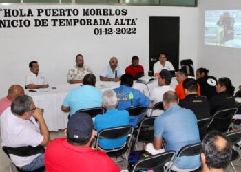 Se reúnen autoridades municipales de Puerto Morelos y prestadores de servicios turísticos