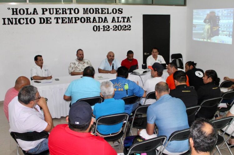 Se reúnen autoridades municipales de Puerto Morelos y prestadores de servicios turísticos