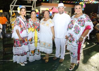 Puerto Morelos se vistió de gala para celebrar su tradicional vaquería