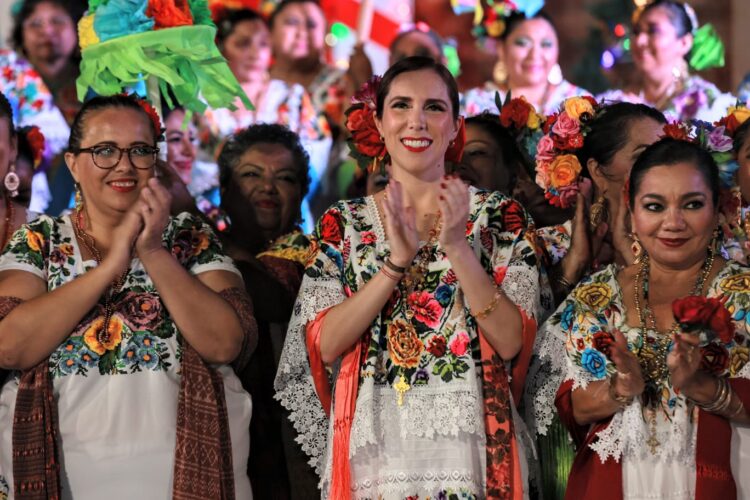Se engalana el Pueblo Mágico de Isla Mujeres con Fiestas Patronales en honor a la Virgen de la Inmaculada Concepción
