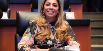 Marybel Villegas y senadores de Morena solicitan a diputados aprobar reforma sobre vacaciones dignas