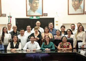 Reconocen diputados el buen manejo de las finanzas del gobierno de Atenea Gómez