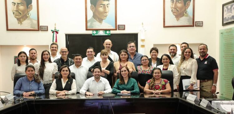 Reconocen diputados el buen manejo de las finanzas del gobierno de Atenea Gómez