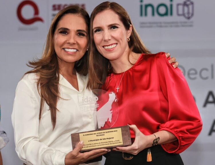 Recibe Isla Mujeres reconocimiento por asumir compromiso de Declaratoria de Municipios Abiertos y Parlamentos Abiertos