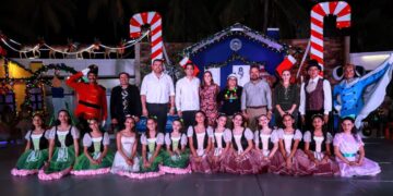 Exitosa presentación de la obra “El Cascanueces” en Festival Navidad con la Gente de Isla Mujeres