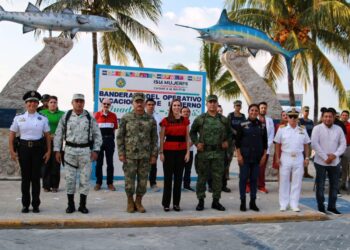 Da Atenea Gómez banderazo del Operativo Vacacional de Invierno Guadalupe-Reyes 2022 en Isla Mujeres