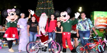 Invade el espíritu navideño a Puerto Morelos