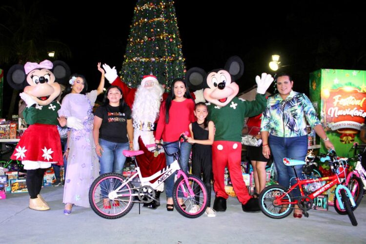 Invade el espíritu navideño a Puerto Morelos