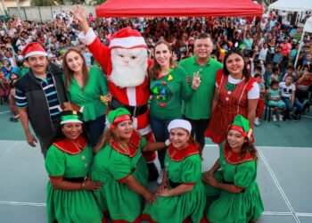 Cierra Atenea Gómez con broche de oro Posada en tu Colonia en Zona Continental