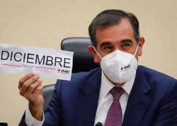 Lorenzo Córdova, ¿cuándo se va del INE?