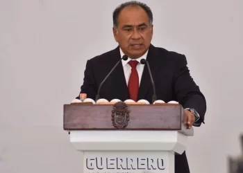 Renuncia Héctor Astudillo Flores al Consejo del PRI luego del albazo de Alejandro Moreno