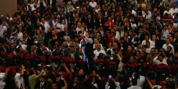 Toman protesta promotores de Marcelo Ebrard rumbo a encuesta presidencial de Morena