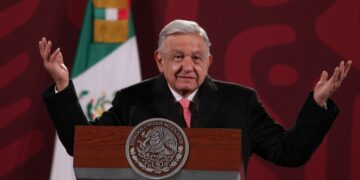 Si no está prohibido, que los presidenciables de Morena debatan, señala AMLO